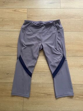 CALIA by Carrie Underwood Lavender Cropped Leggings, Women M